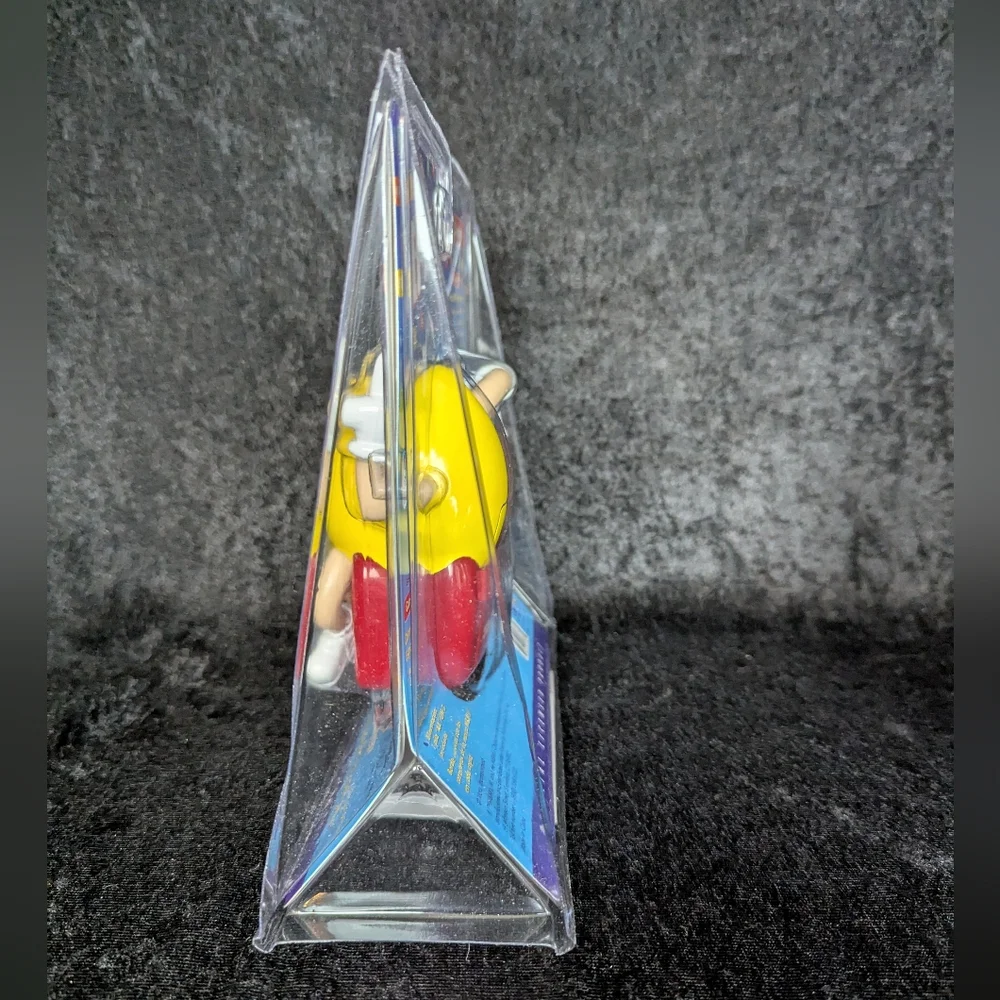 NOS M&M Camera Novelty Bordered Film 35MM Camera Film - Picture 3 of 5